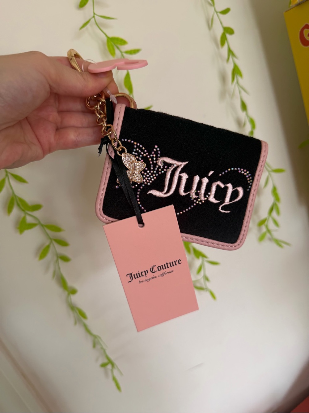 Juicy Couture Cream Leather Cardholder with Gold Accent